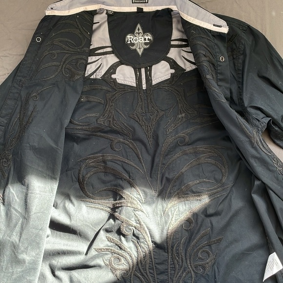 Roar Men’s Shirts, size small - Picture 7 of 7